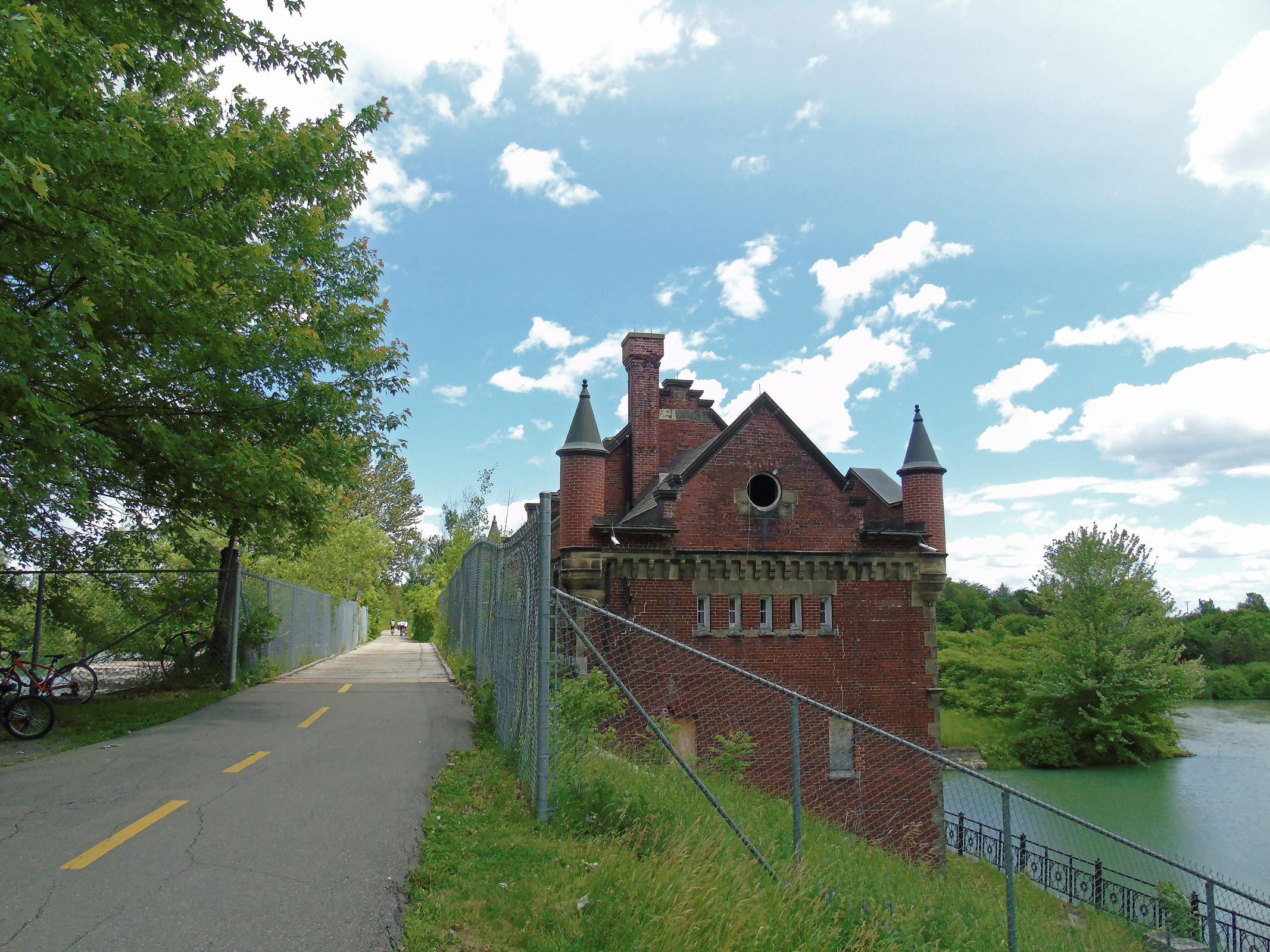 outflow_building5_ul